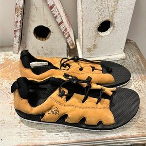 Chota Tan and Black Mens Water Shoes Size 13